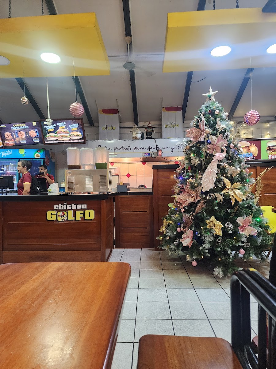 Chicken Bros • Golfito